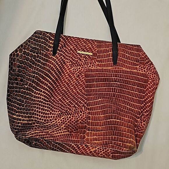 Roberto cavalli canvas shoulder bag. - Picture 3 of 14